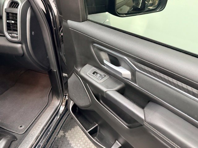 Used 2025 RAM 1500 Big Horn AWD/4WD image 38