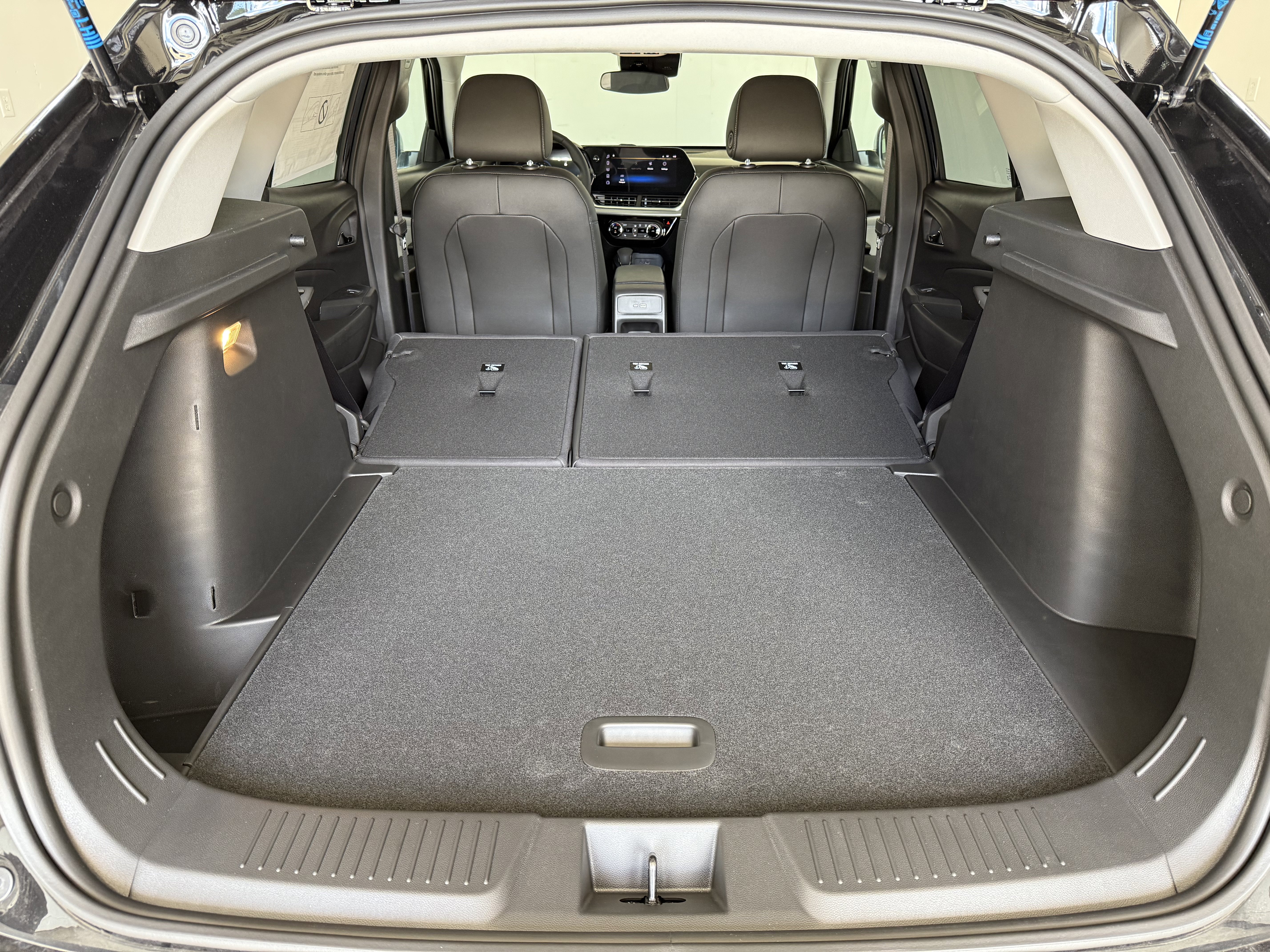 New 2025 Chevrolet Trax LT w/ Driver Confidence Package image 44