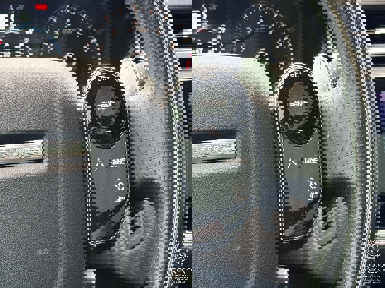 Used 2020 Land Rover Range Rover Velar R-Dynamic S AWD/4WD image 17