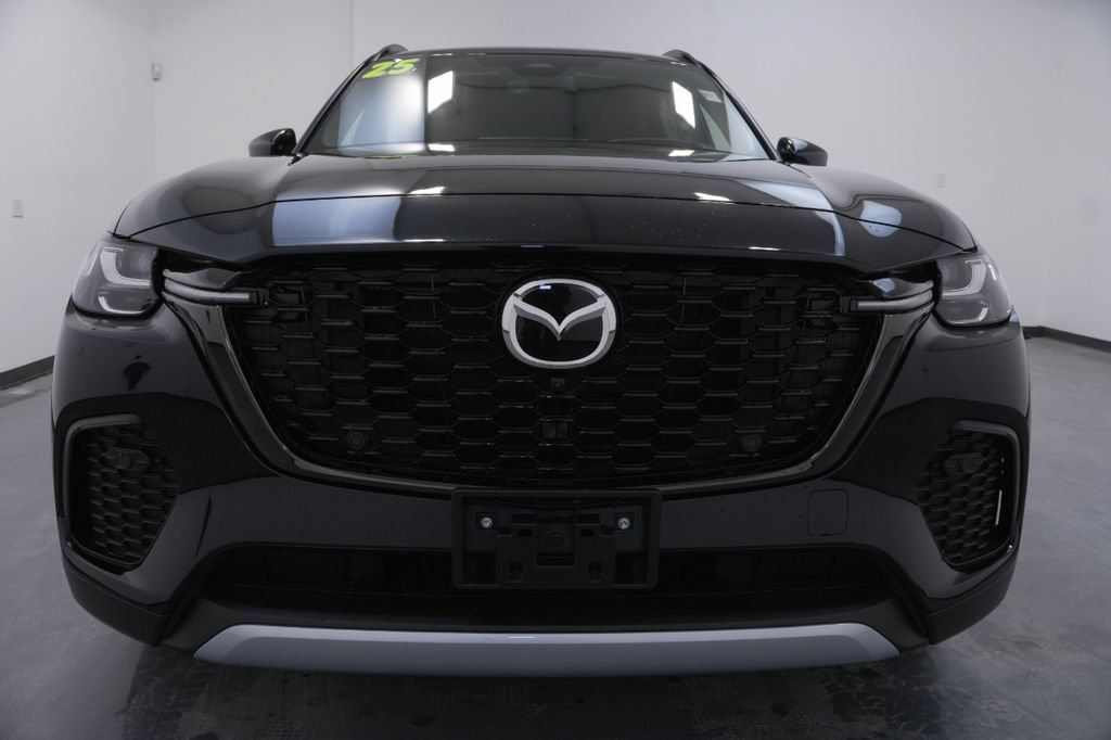 New 2025 MAZDA CX-70 Plug-In Hybrid w/ Premium Plus AWD/4WD image 14