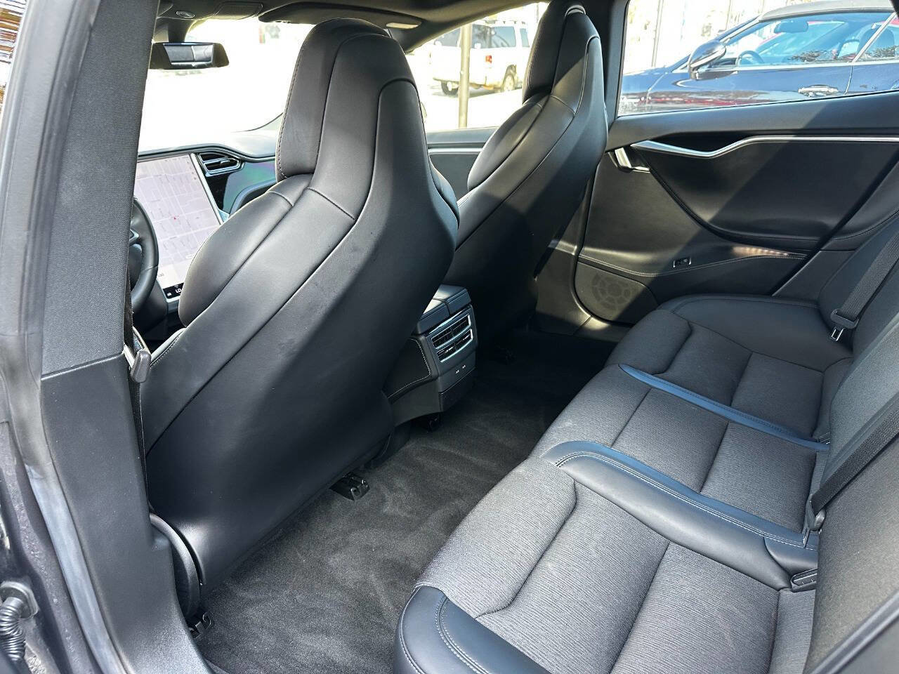 Used 2017 Tesla Model S 75D image 33