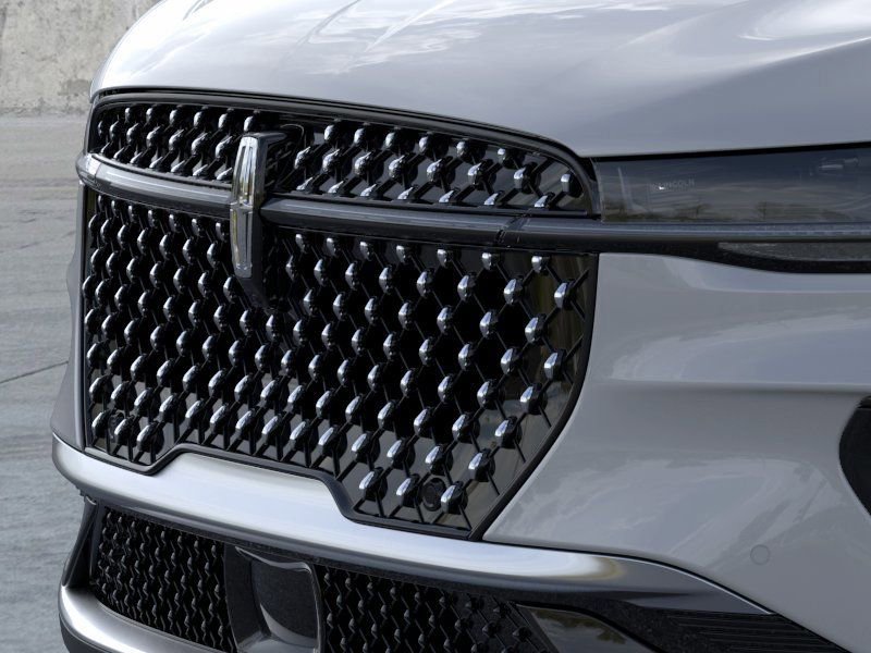 New 2026 Lincoln Nautilus Premier AWD/4WD image 17
