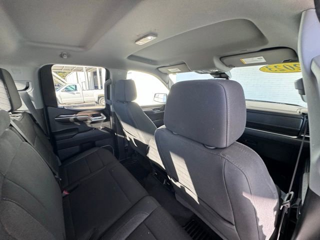 Used 2023 Chevrolet Silverado 1500 LT image 26