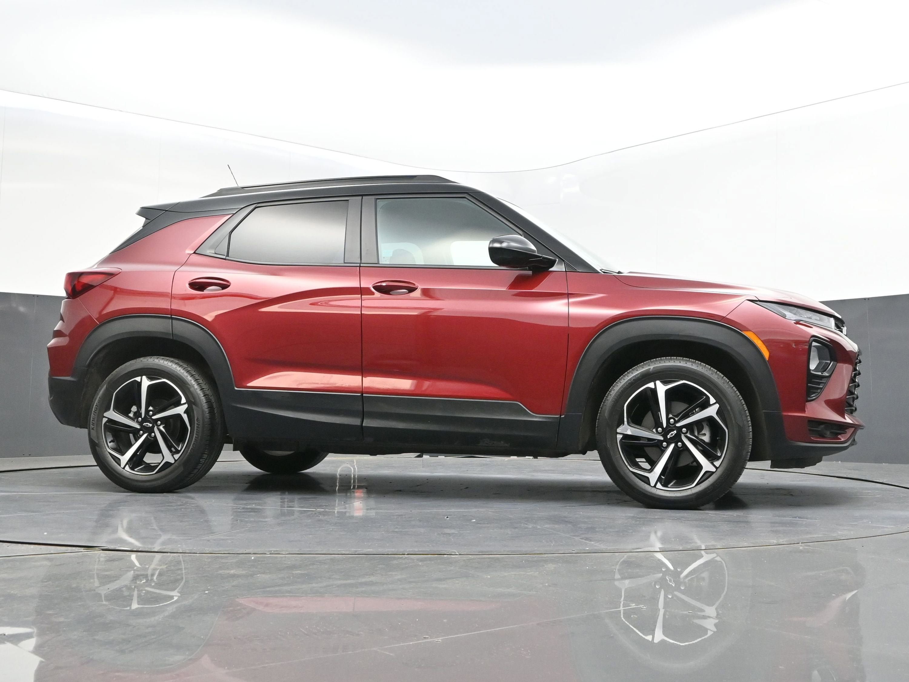 Certified 2023 Chevrolet TrailBlazer RS w/ Convenience Package FWD image 42