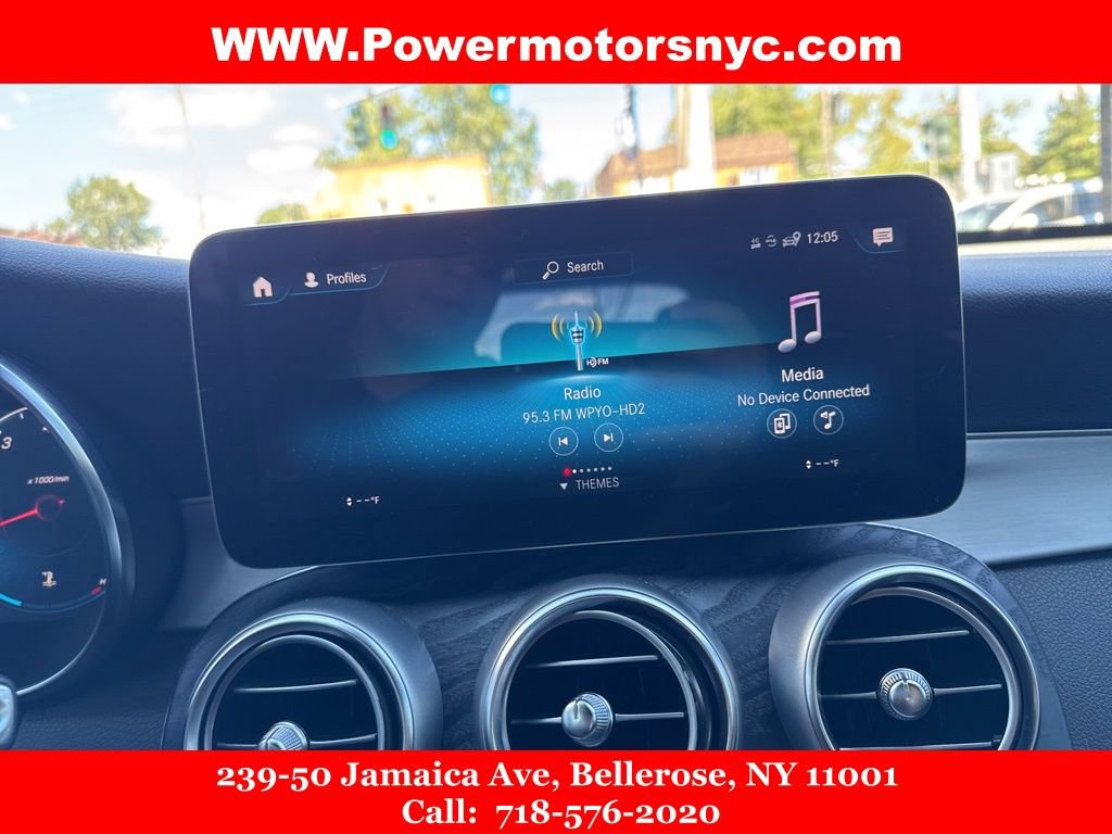 Used 2022 Mercedes-Benz GLC 300 4MATIC w/ AMG Line image 38