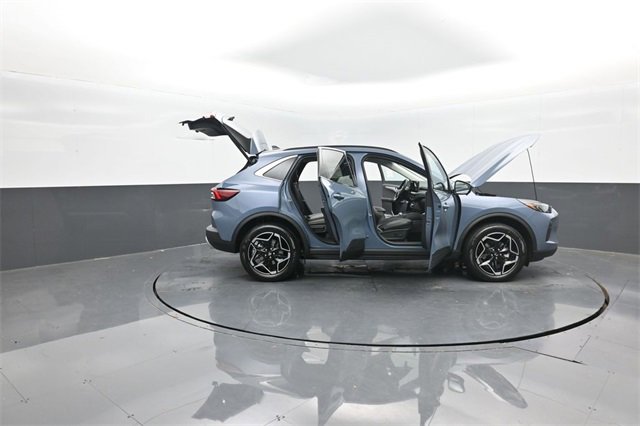 New 2026 Ford Escape Platinum w/ Premium Technology Package image 37