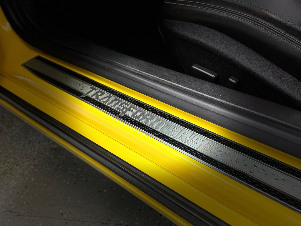Used 2010 Chevrolet Camaro SS w/ RS Package RWD image 13