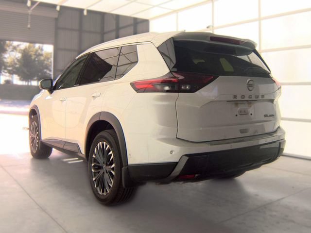 Certified 2025 Nissan Rogue SL w/ Tech Package AWD/4WD image 8
