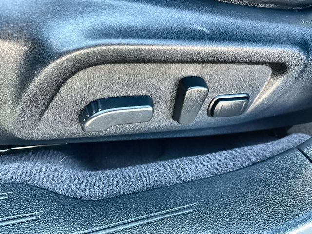 Used 2017 Subaru Outback 2.5i Limited AWD/4WD image 16