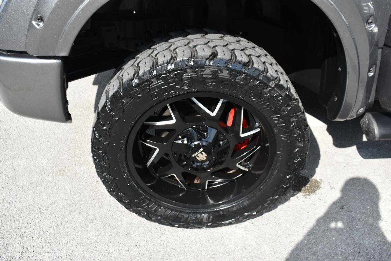 Used 2019 Nissan Titan S AWD/4WD image 28