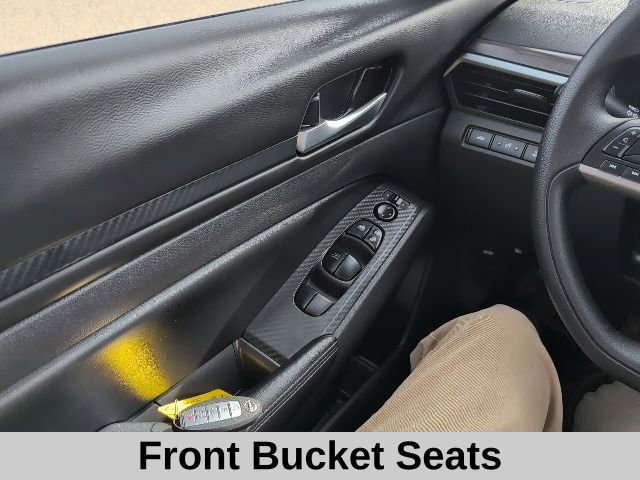 Used 2025 Nissan Altima 2.5 SV image 11