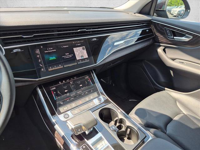 Used 2023 Audi Q8 Premium AWD/4WD image 15