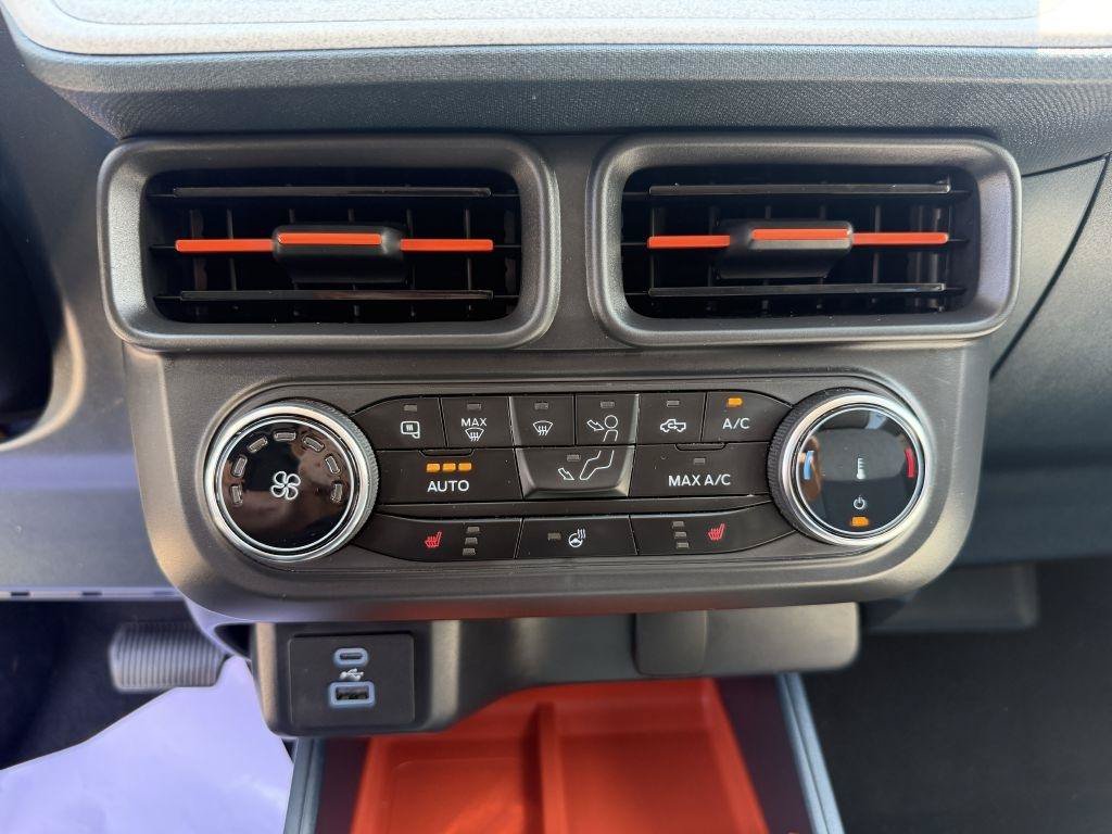 Used 2023 Ford Maverick XLT w/ Equipment Group 300A Standard AWD/4WD image 15
