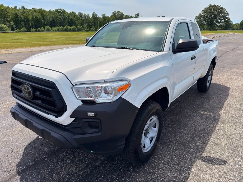 Used 2022 Toyota Tacoma SR AWD/4WD image 12