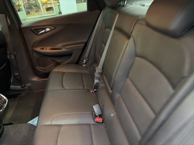 Used 2021 Chevrolet Malibu LT w/ Leather Package image 8