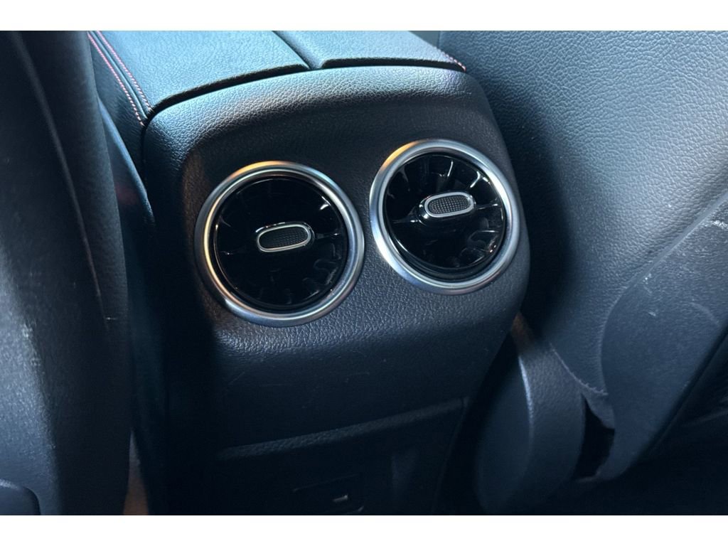 Used 2023 Mercedes-Benz CLA 250 image 14