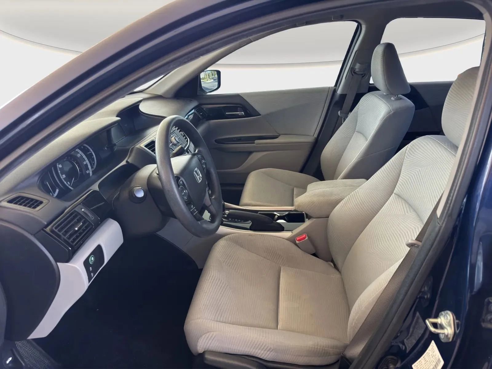 Used 2016 Honda Accord LX image 16