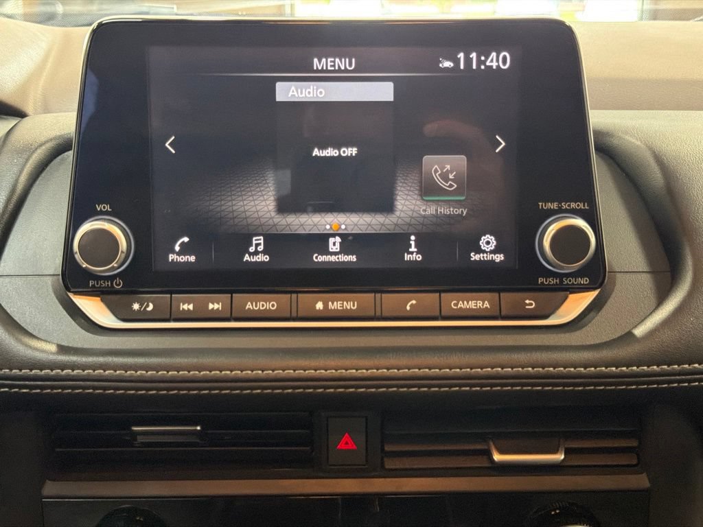 Used 2023 Nissan Rogue SV AWD/4WD image 19