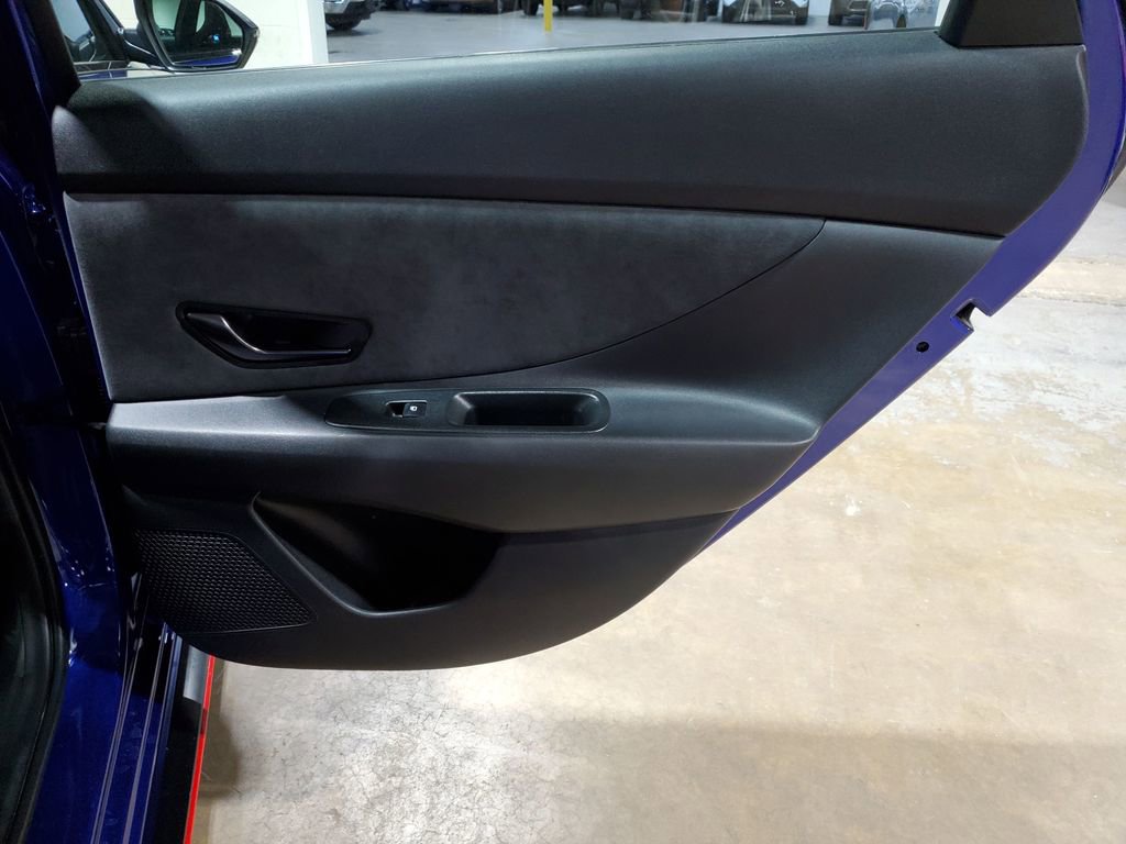 Used 2022 Hyundai Elantra N FWD image 41