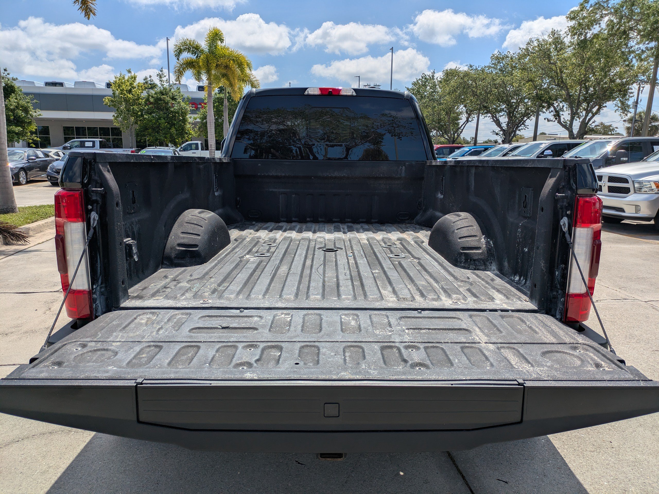 Used 2019 Ford F450 Lariat w/ Lariat Ultimate Package AWD/4WD image 13