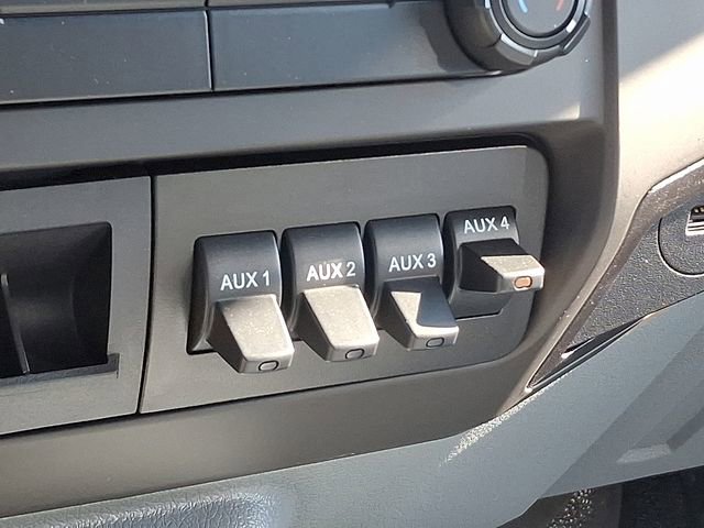 Used 2023 Ford F650 2WD Regular Cab Super Duty image 22