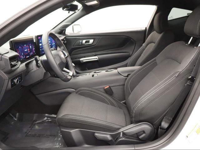 Certified 2025 Ford Mustang Coupe image 4