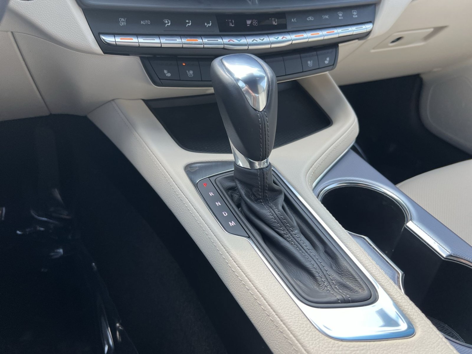 Used 2021 Cadillac CT4 Premium Luxury w/ Climate Package RWD image 21