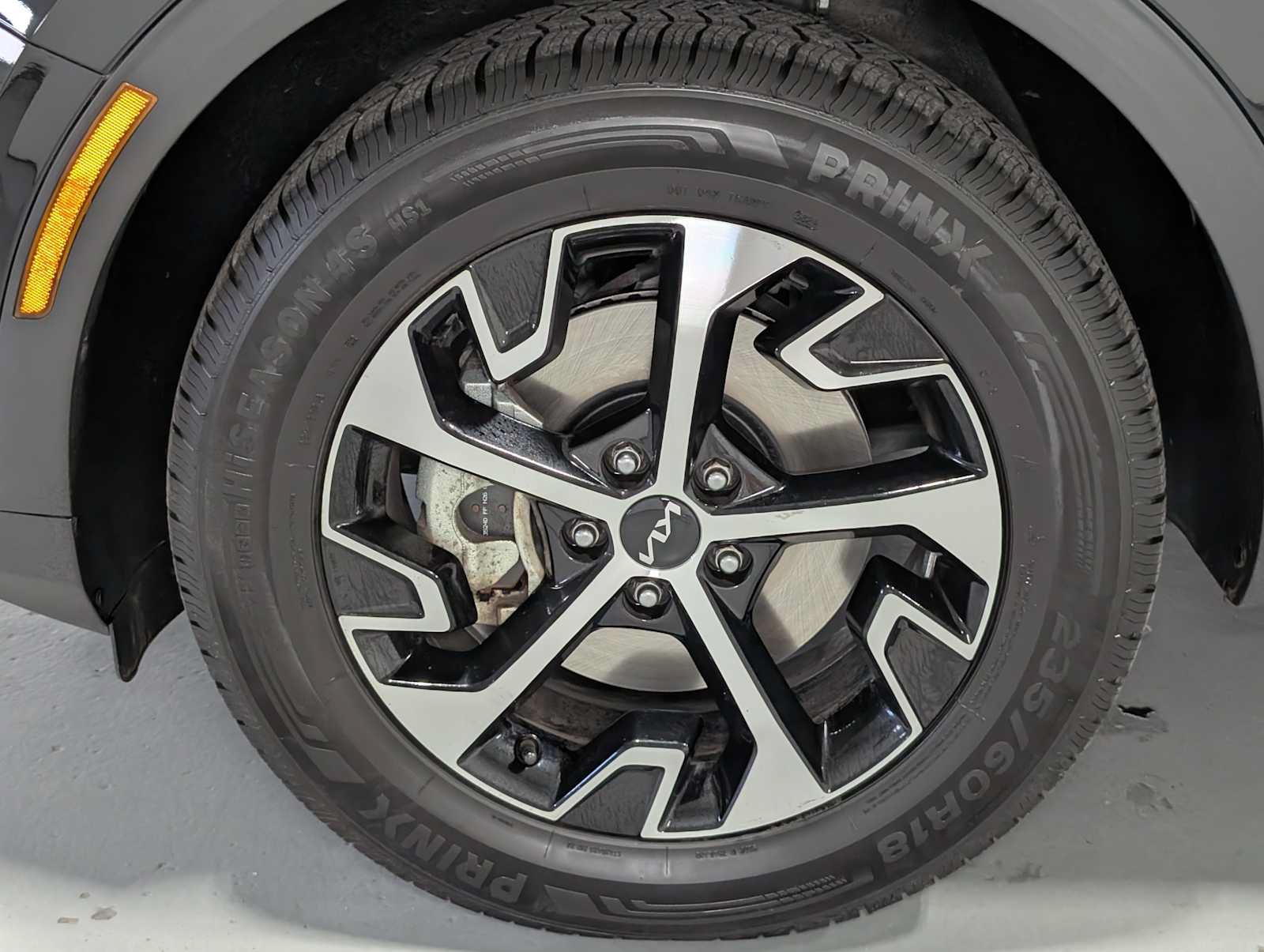 Certified 2023 Kia Sportage EX AWD/4WD image 3