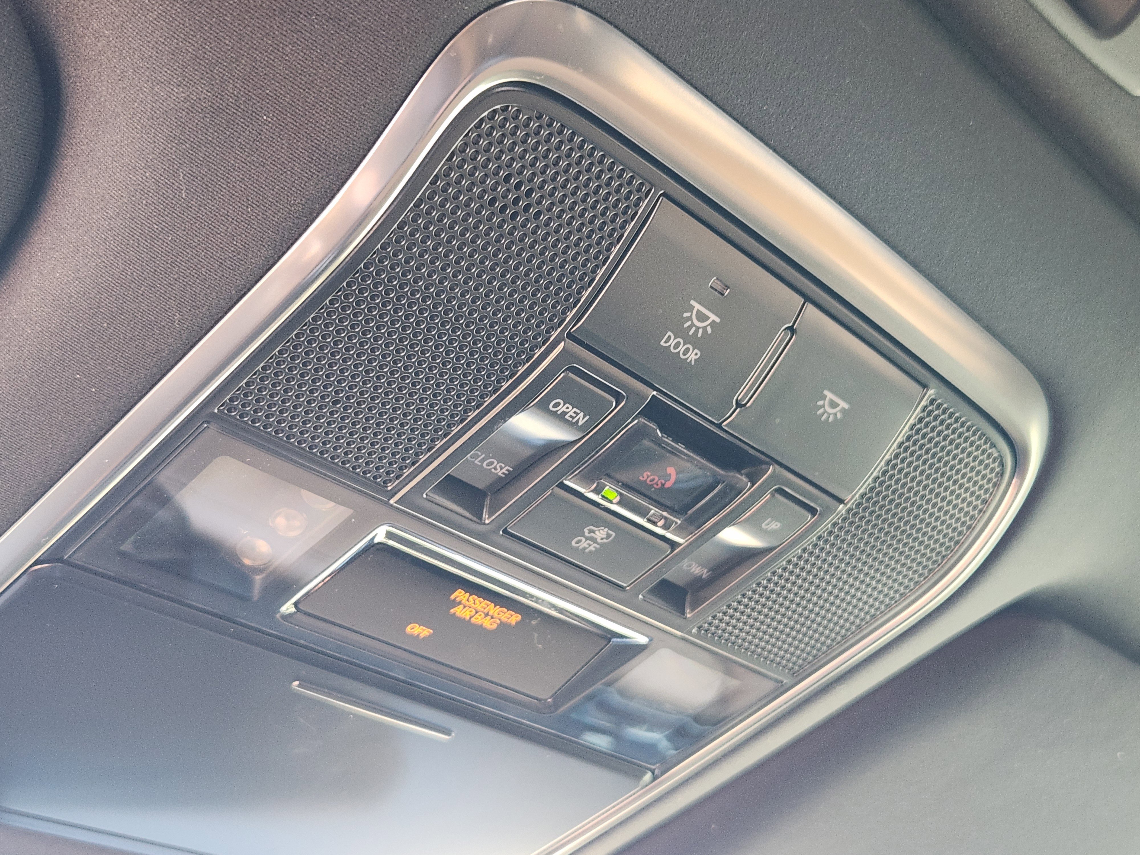 Used 2025 Lexus LX 600 4WD w/ Luxury Package image 30