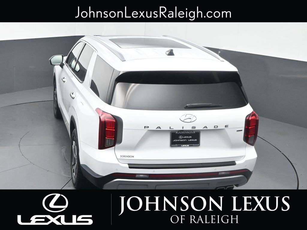 Used 2024 Hyundai Palisade Limited AWD/4WD image 26