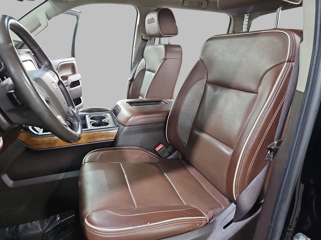 Certified 2016 Chevrolet Silverado 2500 High Country w/ Duramax Plus Package AWD/4WD image 18