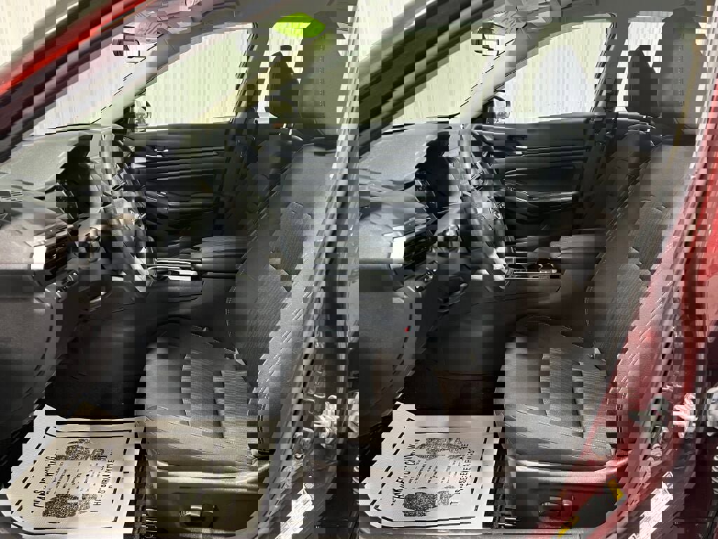 Used 2024 Nissan Altima 2.5 SV image 5