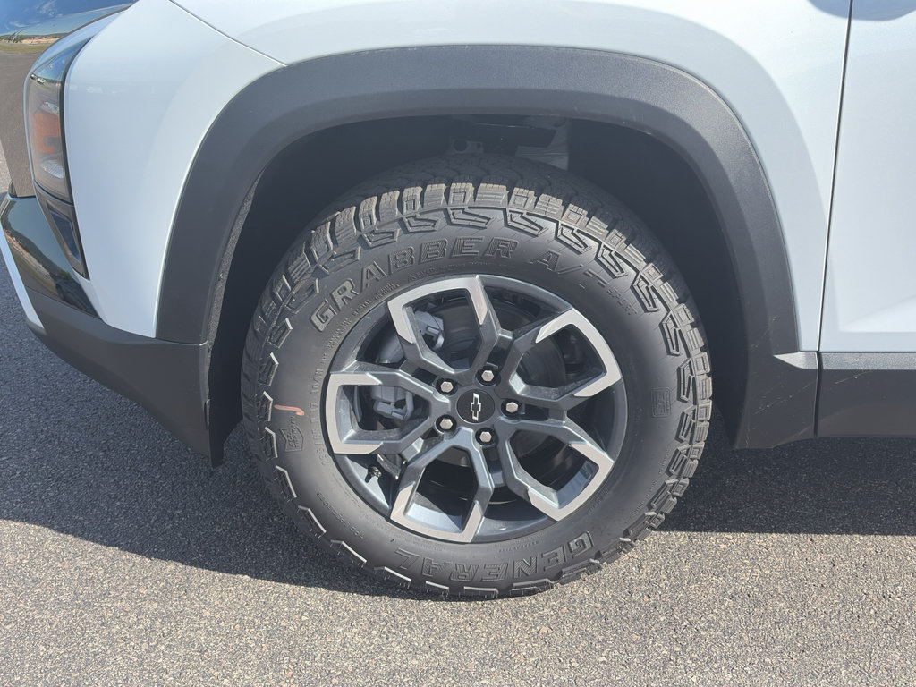 New 2027 Chevrolet Equinox ACTIV w/ Safety and Technology Package AWD/4WD image 32