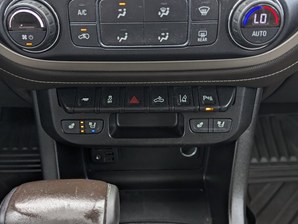 Used 2021 GMC Canyon Denali image 40