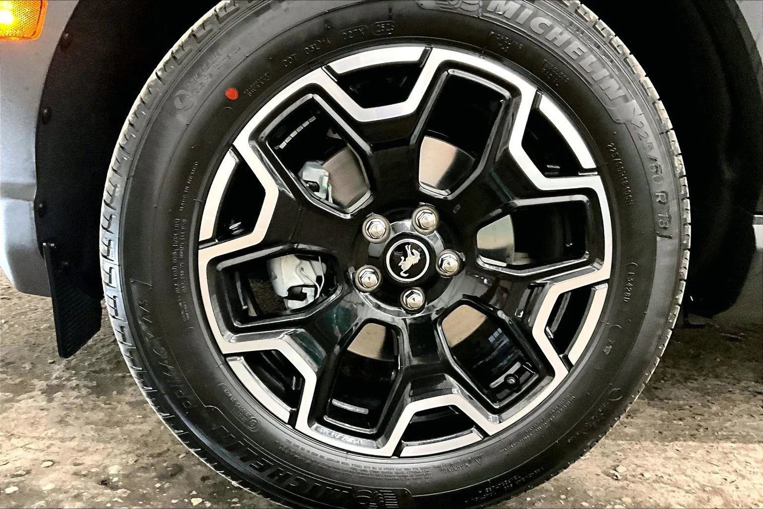 New 2025 Ford Bronco Sport Outer Banks image 8