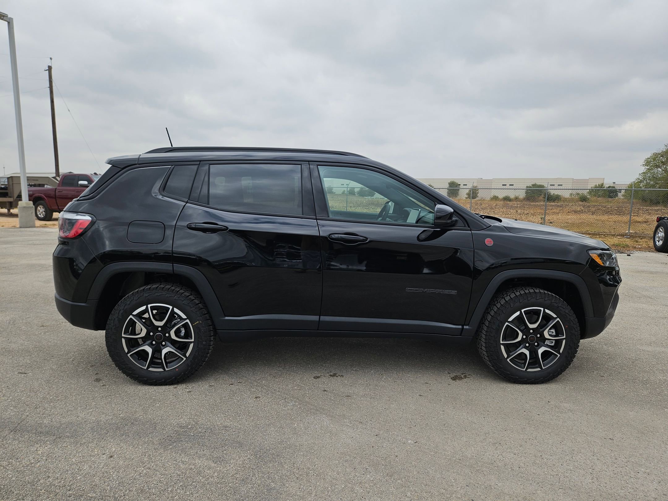 New 2026 Jeep Compass Trailhawk image 2