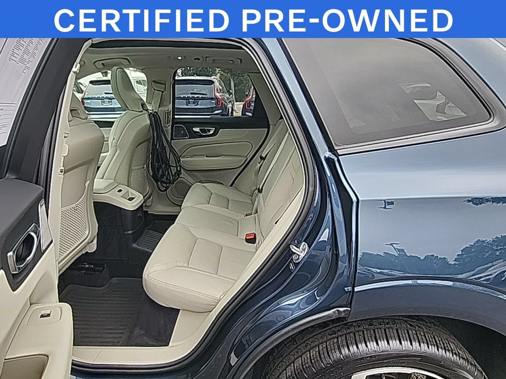 Certified 2024 Volvo XC60 T8 Ultimate w/ Protection Package Premier AWD/4WD image 14