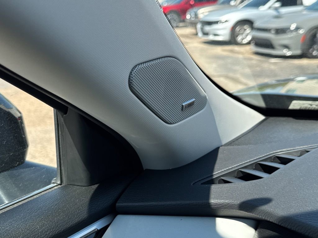 New 2026 Mitsubishi Outlander SEL FWD image 19