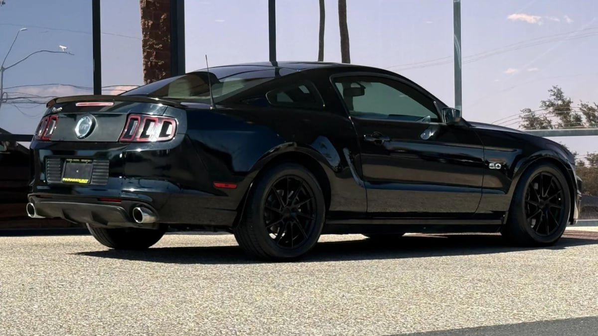 Used 2014 Ford Mustang GT w/ Equipment Group 301A RWD image 12