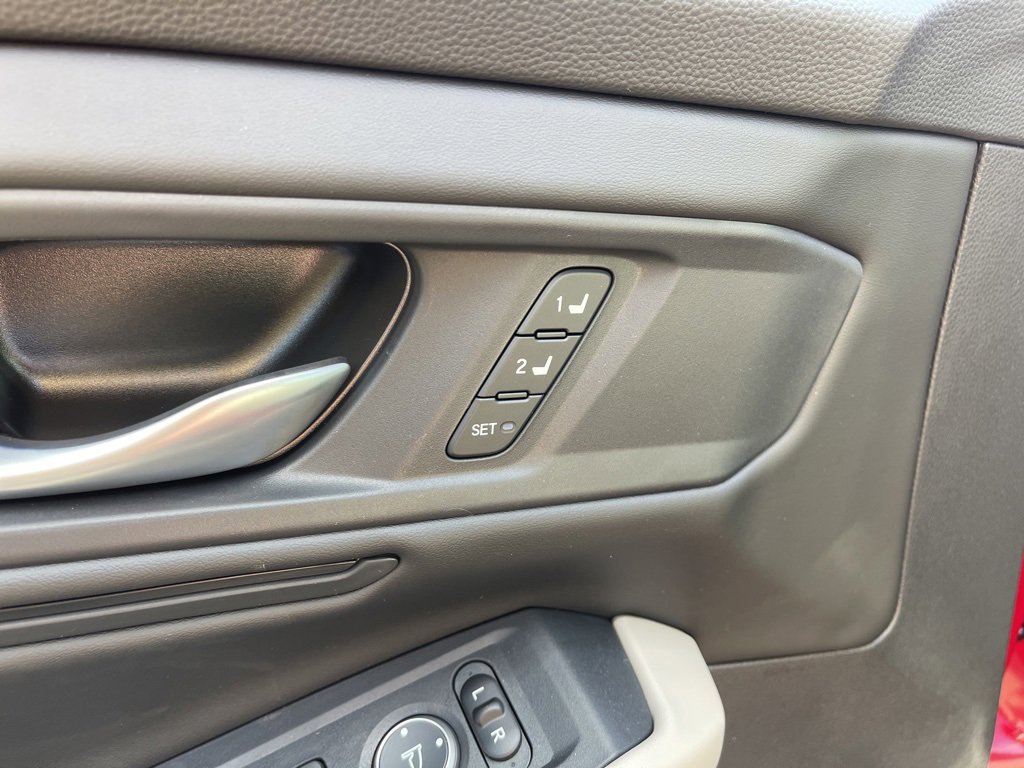 New 2025 Honda Accord EX-L image 16