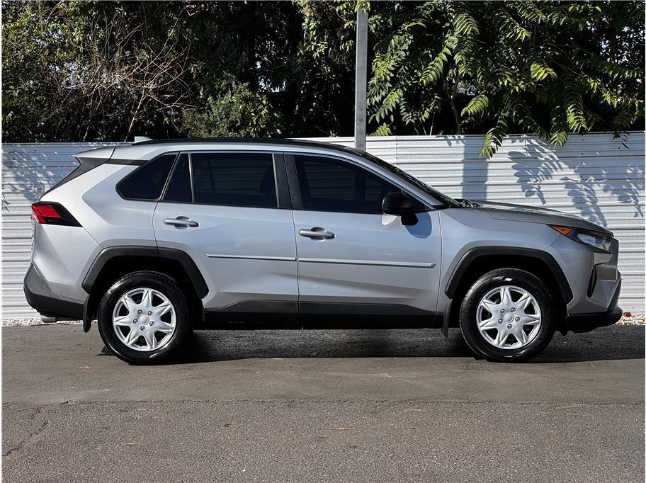 Used 2019 Toyota RAV4 LE w/ All Weather Liner Package AWD/4WD image 13