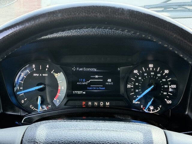 Used 2016 Ford Expedition EL XLT image 15