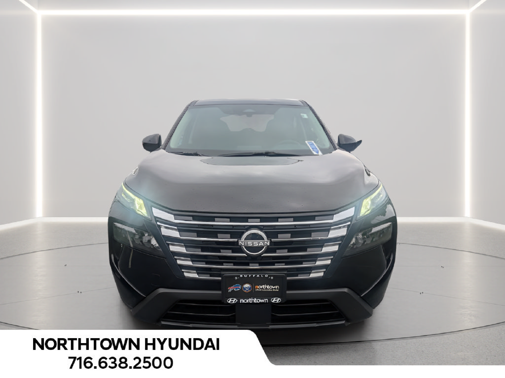 Used 2026 Nissan Rogue SV AWD/4WD image 5