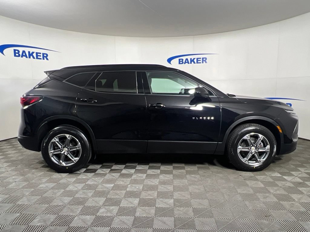 Certified 2023 Chevrolet Blazer LT w/ Convenience Package AWD/4WD image 7