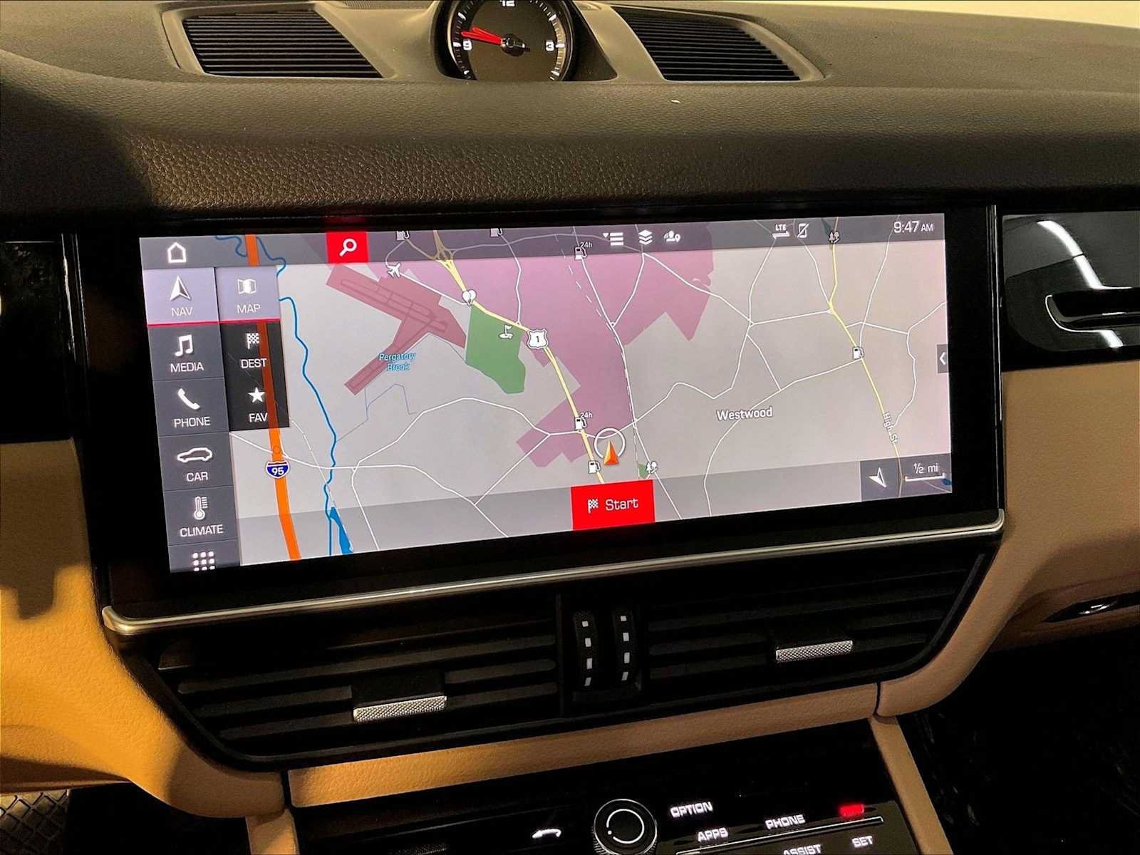 Certified 2021 Porsche Cayenne AWD/4WD image 37