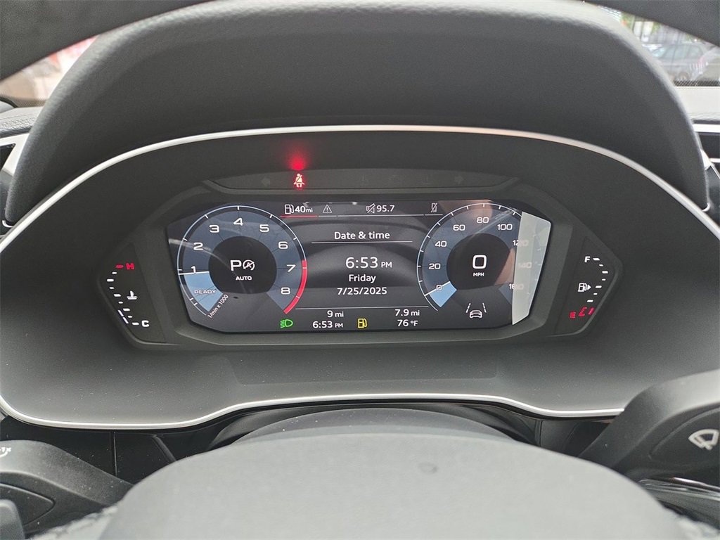 New 2025 Audi Q3 2.0T Premium image 14