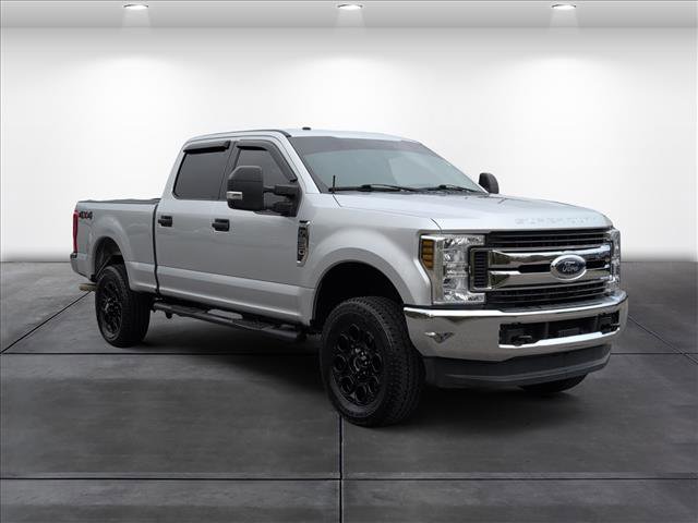 Used 2018 Ford F250 XLT image 2