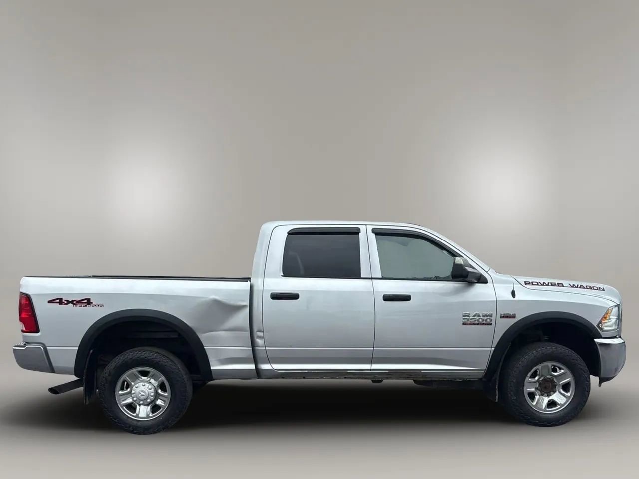 Used 2014 RAM 3500 Tradesman w/ Chrome Appearance Group image 7