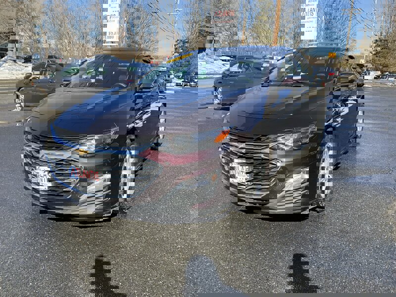 Used 2020 Chevrolet Malibu LS w/ Driver Confidence Package image 1