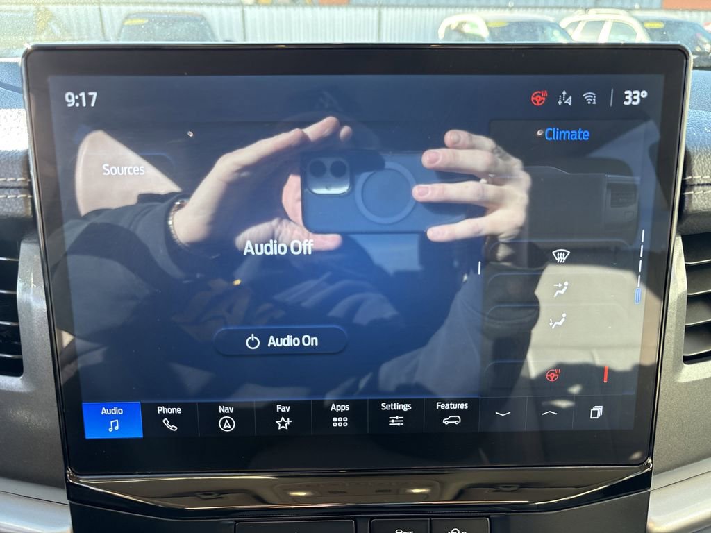 Used 2023 Ford Expedition XLT image 19